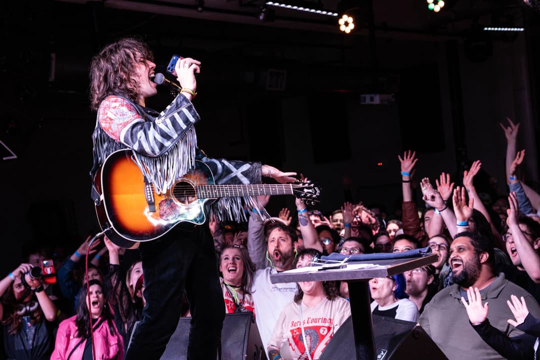 Barns Courtney: a Guitar, a Voice, and a Cult Following
