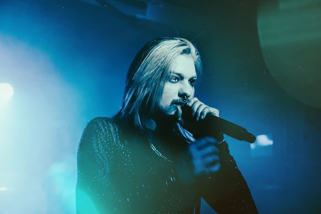 Dark Divine - The Shallow Graves Tour 2026